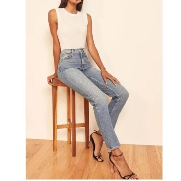 Reformation Liza Ultra High Rise Slim Straight Jeans 30" / Size 26 - Picture 3 of 6
